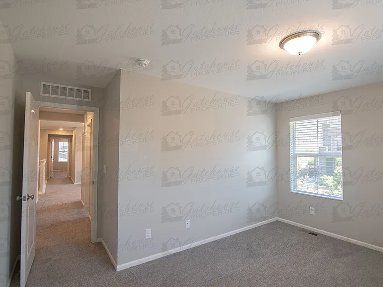 10294 E 59th Ave — Photo 39