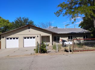 4543 Gordon Rd, Los Lunas, NM 87031