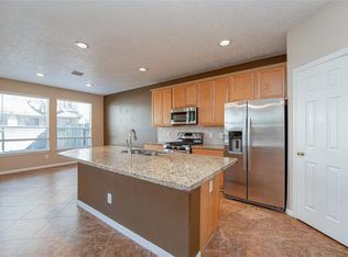 143 W Burberry Cir, Conroe, TX 77384
