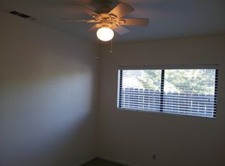 42525 Gumtree Dr, Lake Hughes, CA 93532