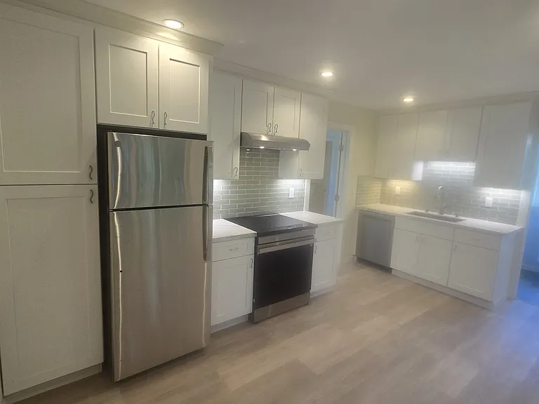 2270 Shibley Ave — Photo 7