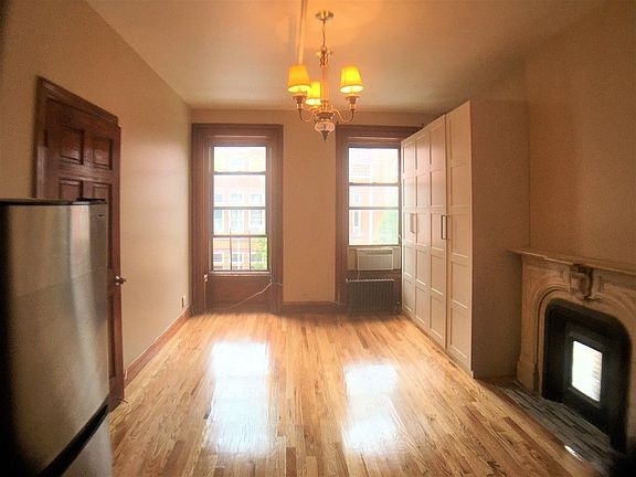 2nd image of 59 Mac Donough St #2