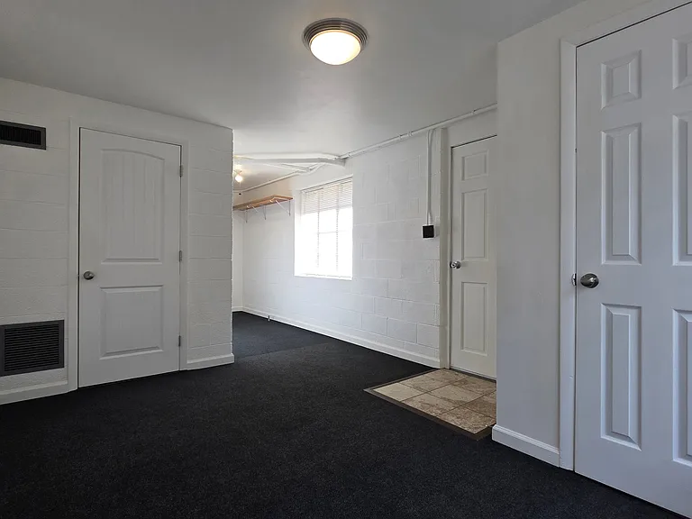 1517 N Miller Blvd — Photo 32