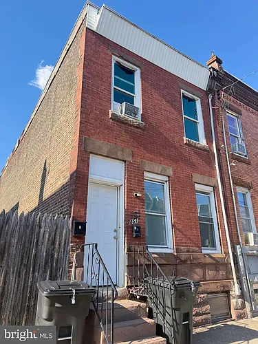 851 E Ontario St Photo 1