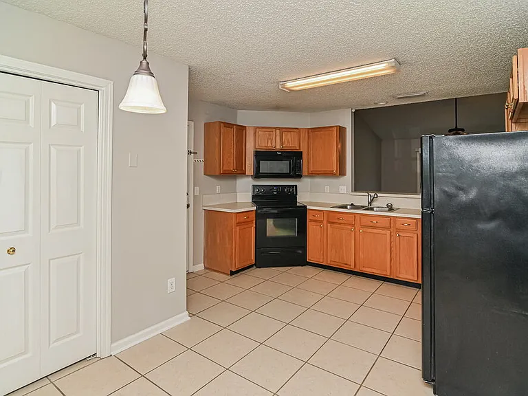 3518 Brangus Ct — Photo 7