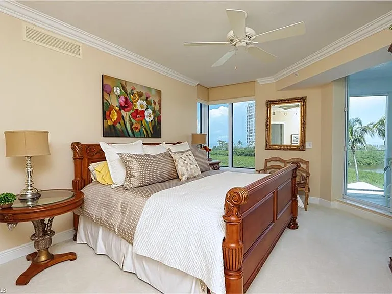 60 Seagate Dr #402 — Photo 11