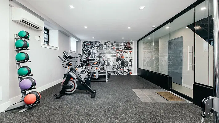 Rented by Nooklyn NYC LLC | media 3