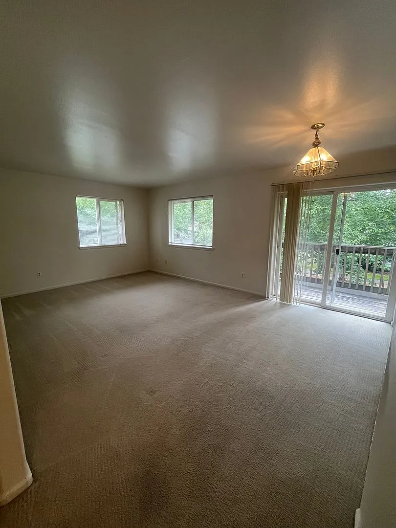 1683 Ono Ave. — Photo 1