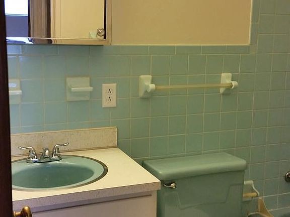 3rd image of 4224 W Central Ave APT 208