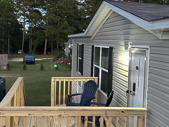 3rd image of 1343 Morello Rd
