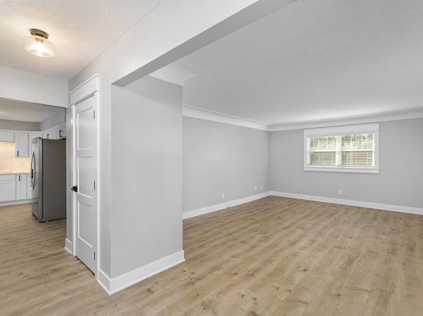3818 Crestmoor Pl