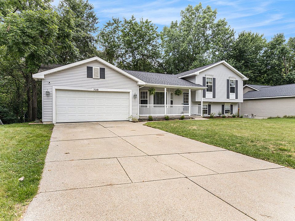 1st image of 728 Georgia Ct NE