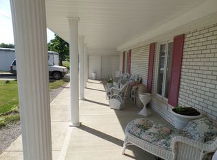 197 Oak Lake Dr, Sparta, TN 38583