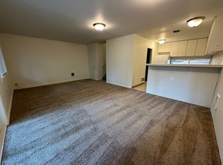 7921 SE Taggart St, Portland, OR 97206