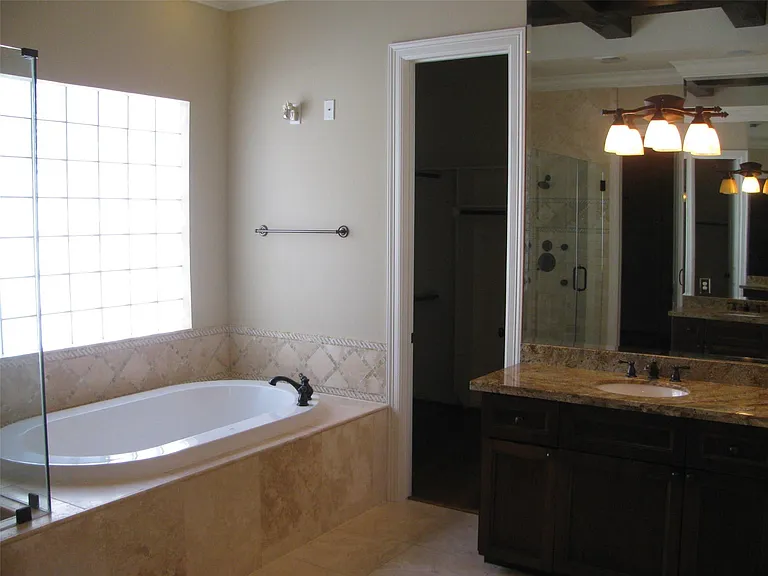 4112 Blossom St — Photo 29