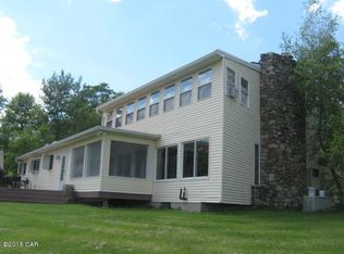 1820 Lower Smith Gap Rd, Kunkletown, PA 18058