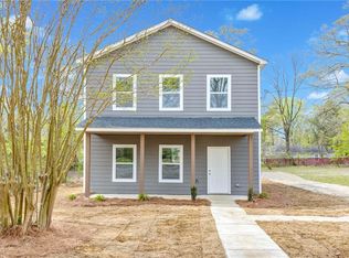 8 Leon St SW, Rome, GA 30165