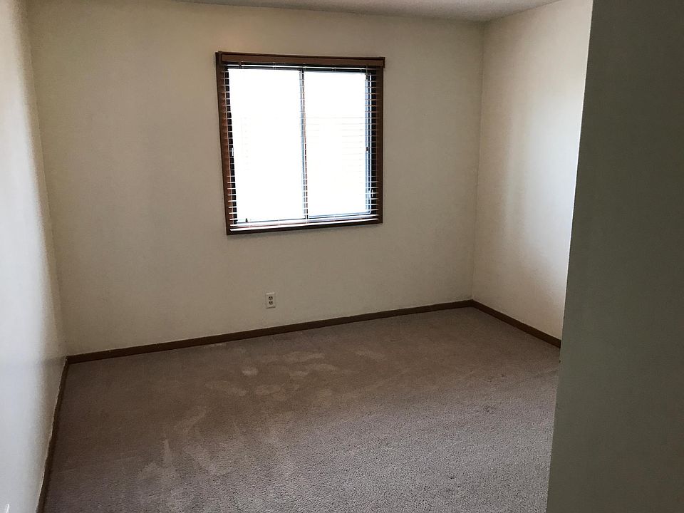 2nd image of 65 La Crosse Dr