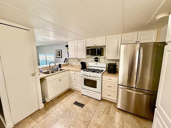 5th image of 918 Reed Canal Rd #443