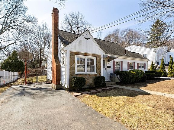 4th image of 14 Hillside Rd