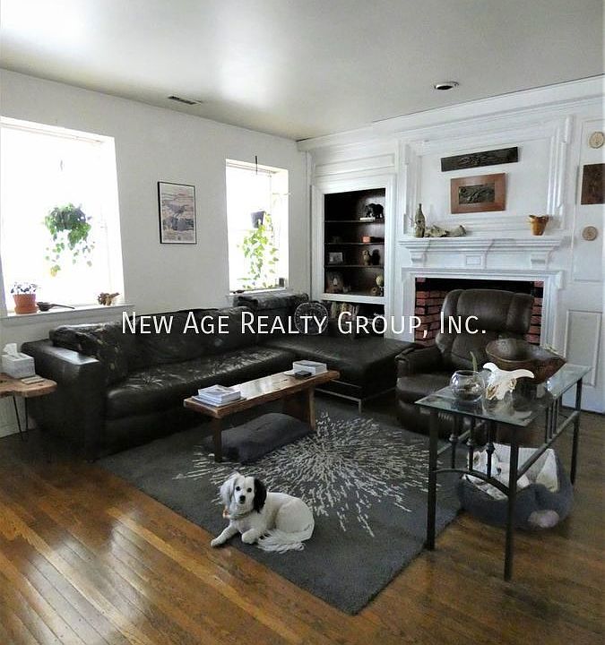 1st image of 1001-03 Frankford Ave Unit 2