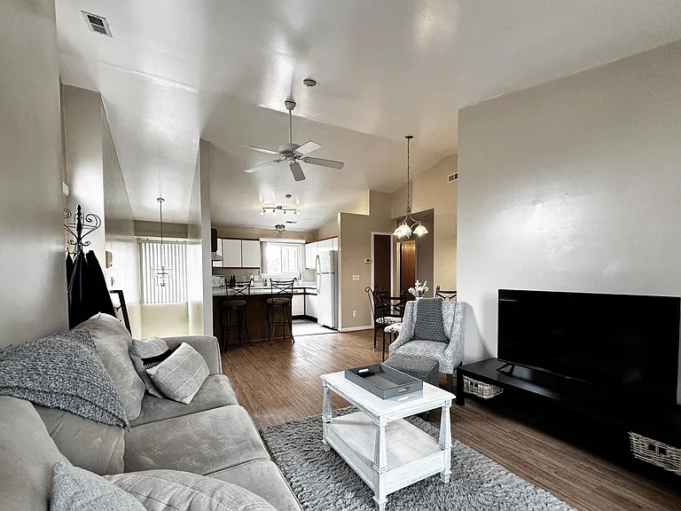 42810 Lilley Pointe Dr — Photo 7