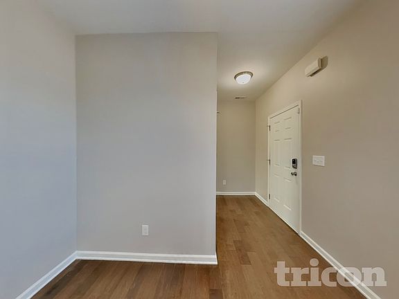 4th image of 277 Crawford Pkwy
