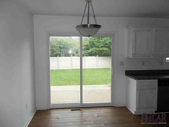 4th image of 8842 Mikado Dr