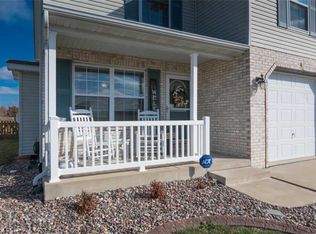 2017 Huntmaster Dr, Swansea, IL