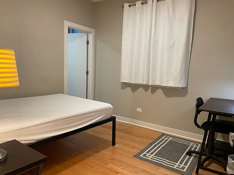 1017 S Claremont Ave #4 — Photo 8