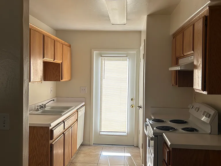 8317 White Squall Ln #3 — Photo 9