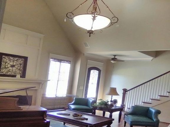 3rd image of 3460 Ashlyn Ct