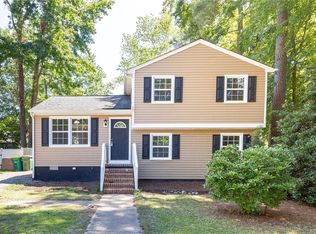 701 Cabin Creek Dr, Hopewell, VA 23860