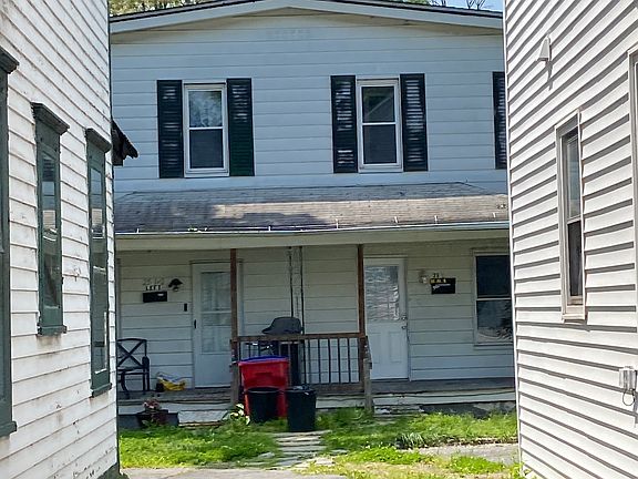 3rd image of 25 Belmont St #2