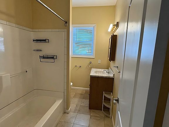 2nd image of 125 S 12th St #2