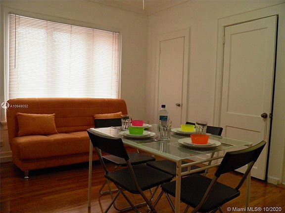 2nd image of 1619 Jefferson Ave APT 25
