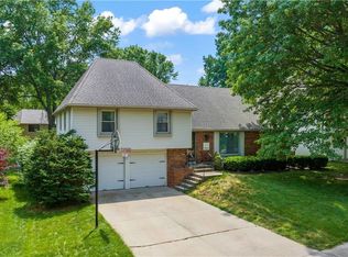 9163 W 92nd St, Overland Park, KS 66212
