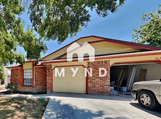 1213 Hyridge St, Round Rock, TX 78664