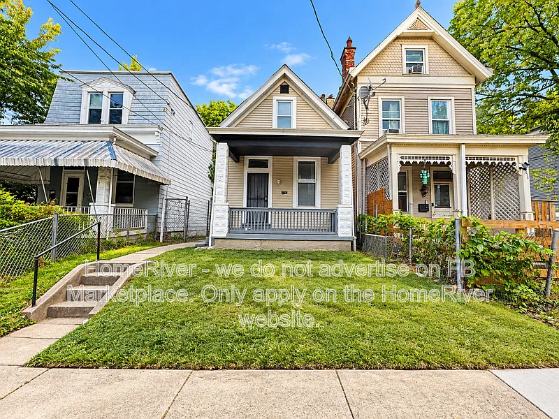 1056 Winfield Ave