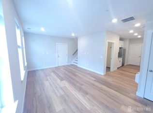 504 Lasko Ln, Parlin, NJ 08859