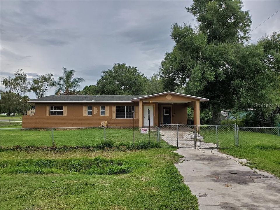 1st image of 703 NW 11th Ave