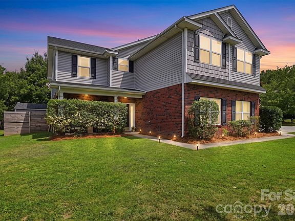 2nd image of 835 Estuary Ct