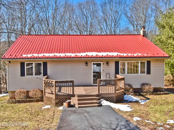5159 Minks Pond Rd, Bushkill, PA 18324