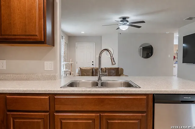 7022 Phoenix Path — Photo 15