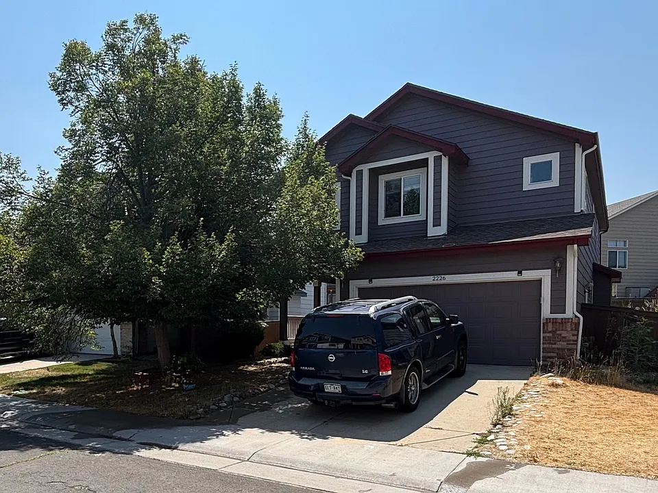 2226 Ashwood Pl