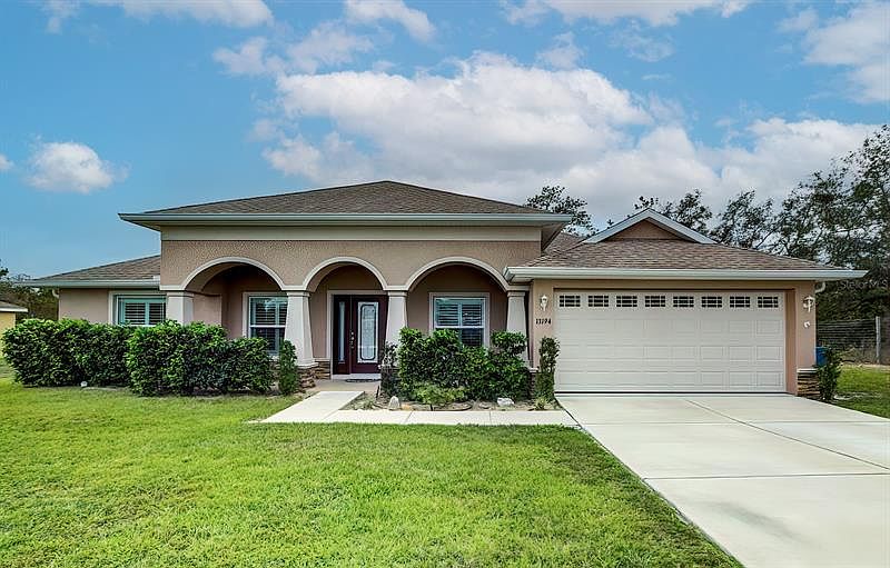 13194 Paxton Ave, Weeki Wachee, FL 34614 MLS A4552317 Zillow