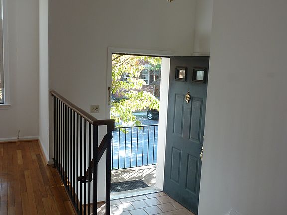 5th image of 3162 Bradford Wood Ct