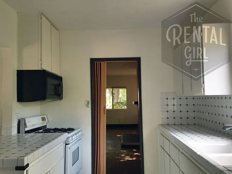 5723 Stansbury Ave #1 — Photo 8