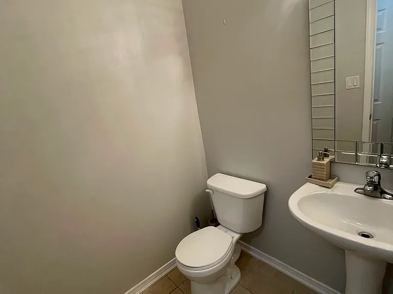 110 Highland Rd E #123 — Photo 12