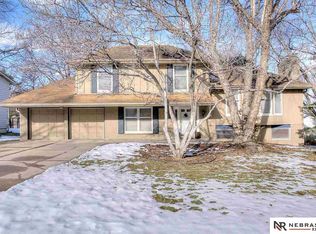 12404 Hickory Rd, Omaha, NE 68144